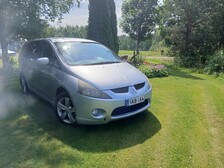 Mitsubishi Grandis
