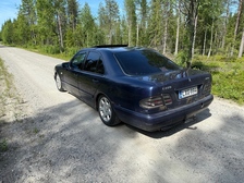 Mercedes-Benz E