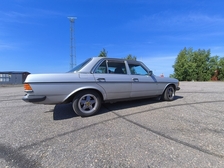 Mercedes-Benz 300