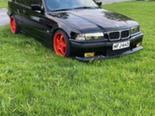 BMW 325