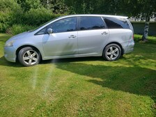 Mitsubishi Grandis
