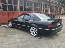 BMW 730