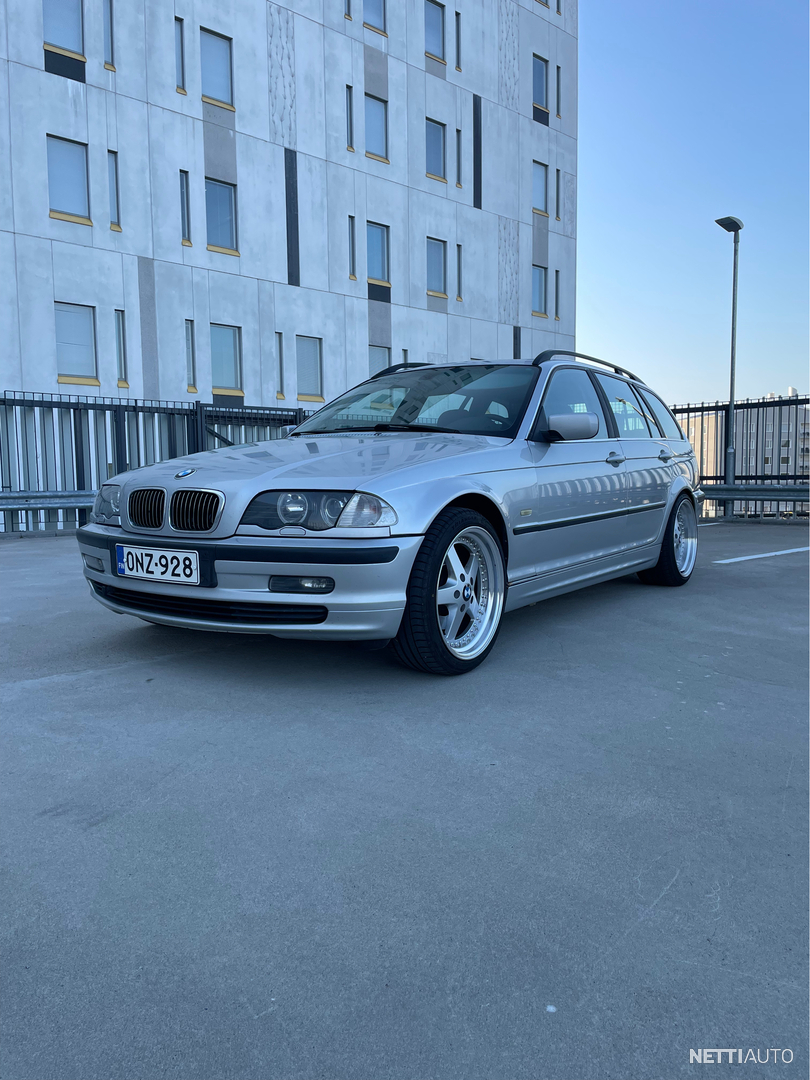 1 / 22