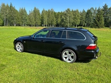 BMW 525