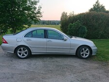 Mercedes-Benz C