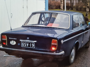 Volvo 142