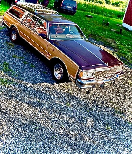 Pontiac Parisienne