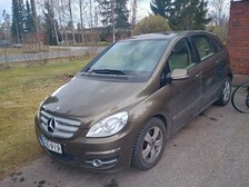 Mercedes-Benz B