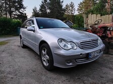 Mercedes-Benz 220