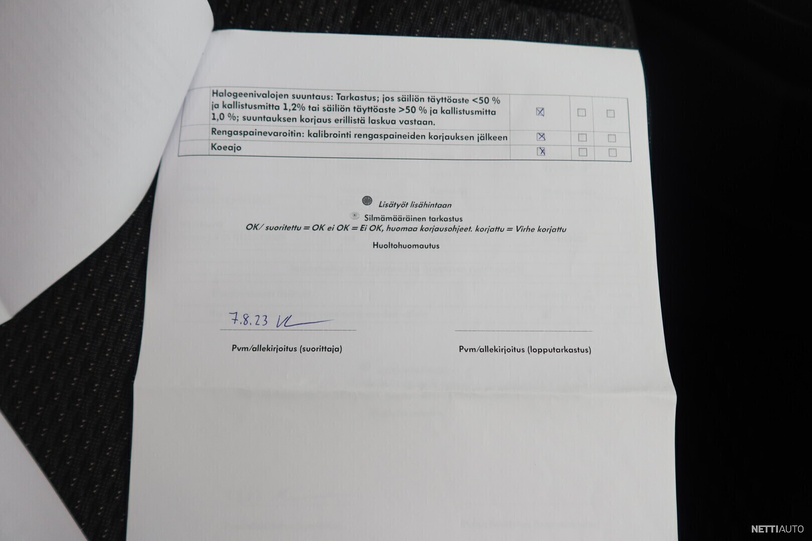 28 / 35