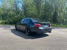 BMW 550