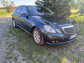 Mercedes-Benz E