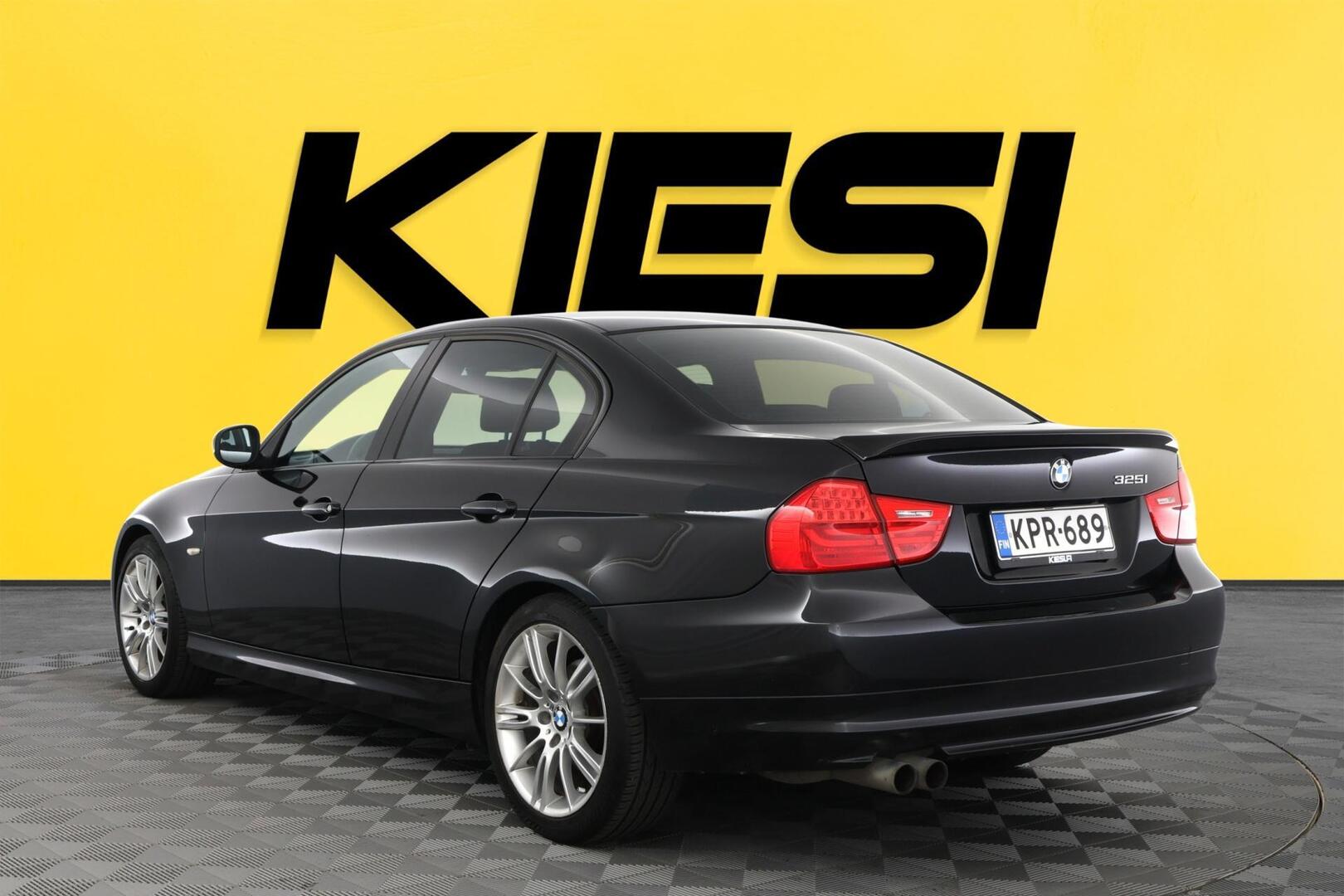 BMW 325 2011, bild 5/29