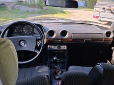 Mercedes-Benz 300