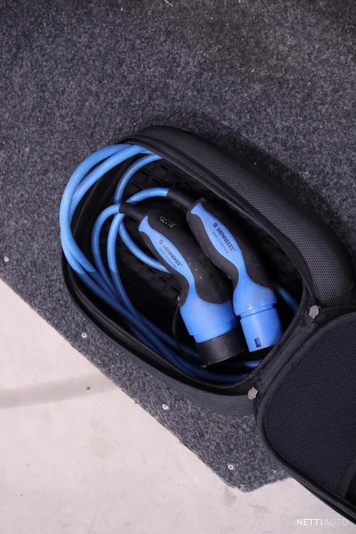 30 / 30