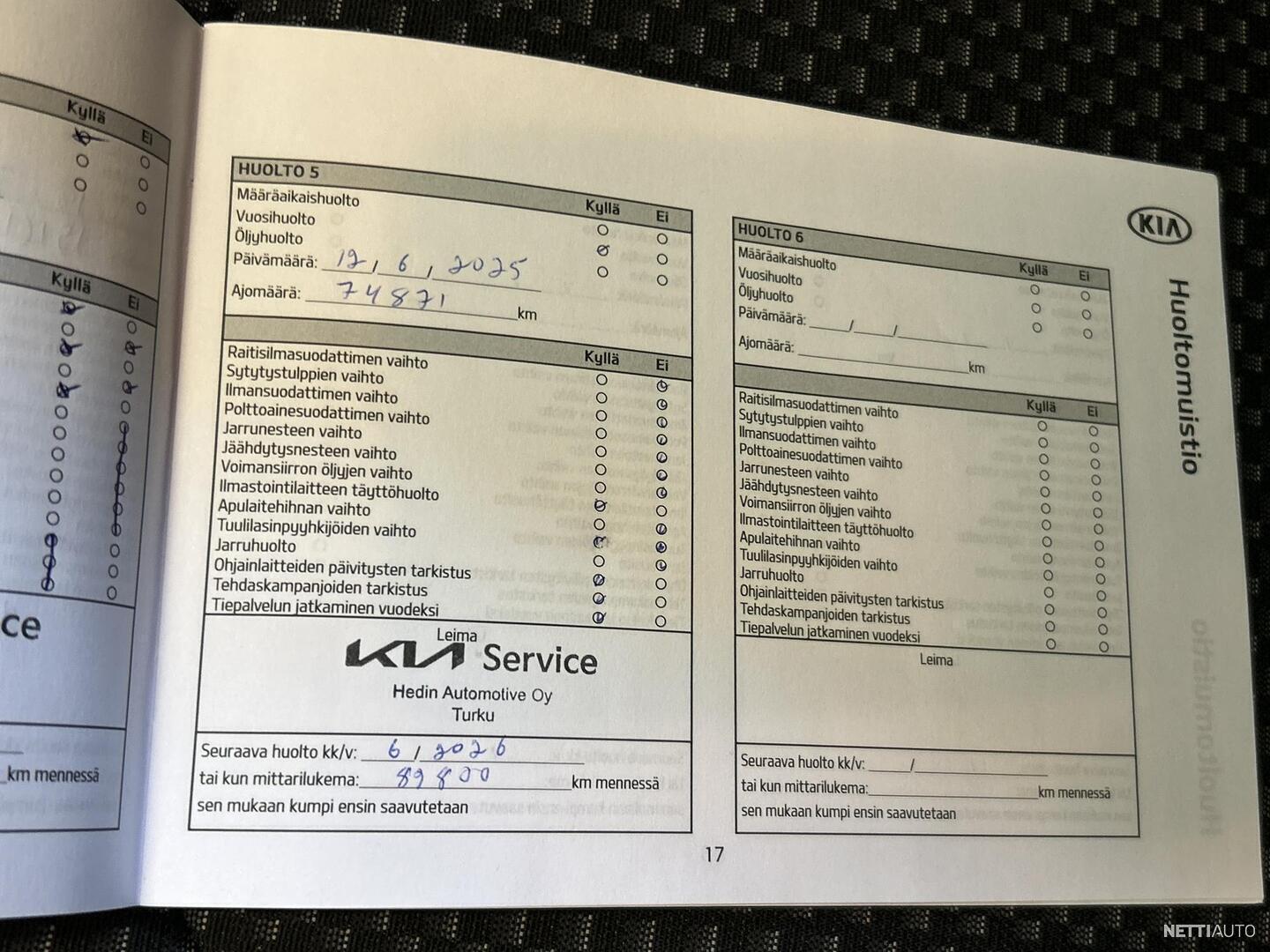 33 / 37