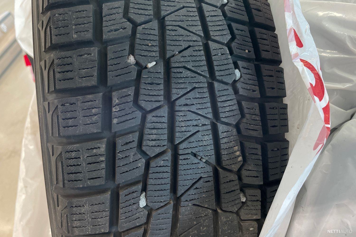 15 / 33