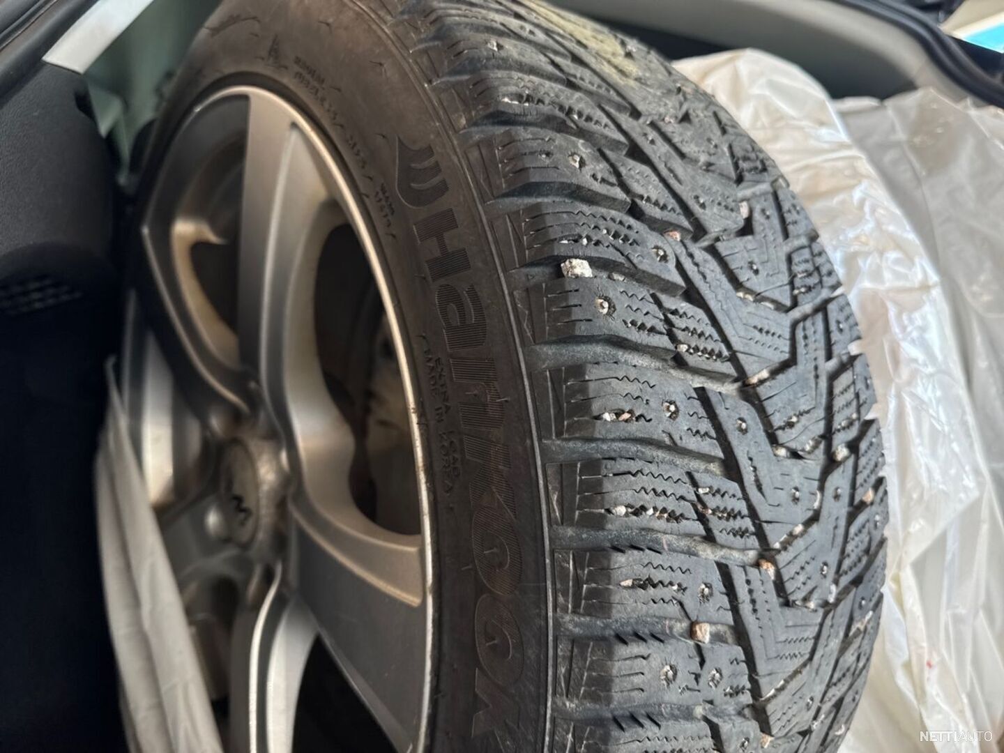 19 / 19