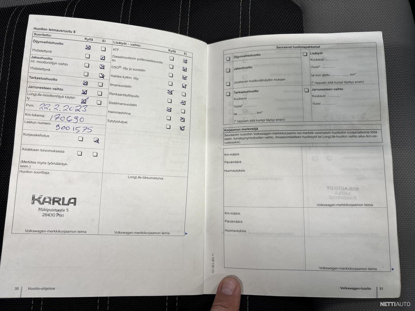 29 / 32