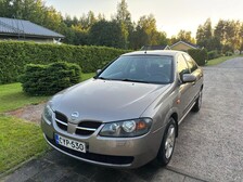 Nissan Almera