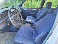 Mercedes-Benz 250