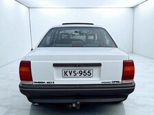 Opel Omega