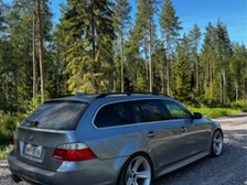 BMW 525