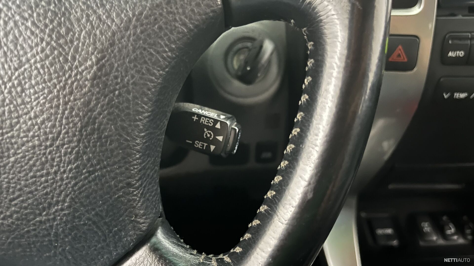 21 / 27