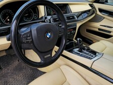 BMW 740