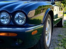 Jaguar XJ8