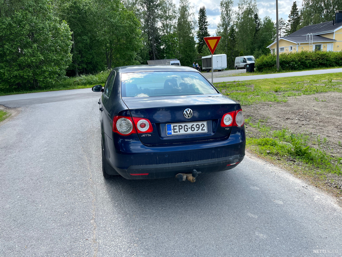 7 / 9