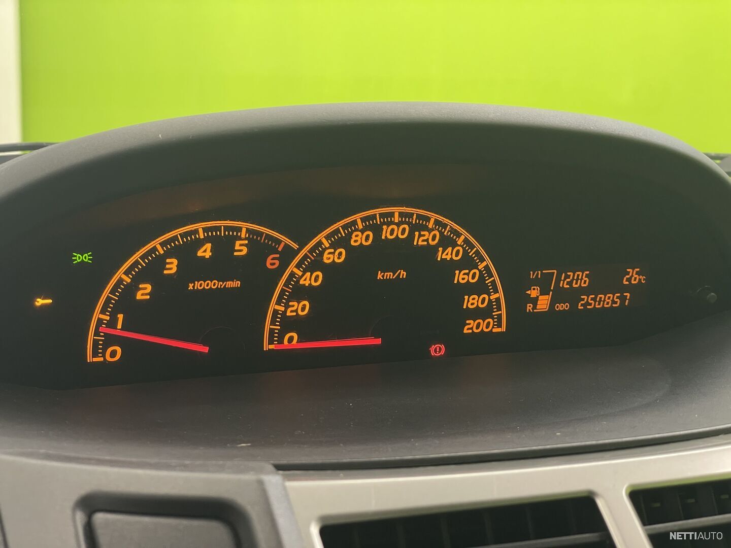 14 / 30