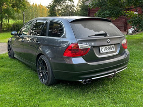 BMW 330