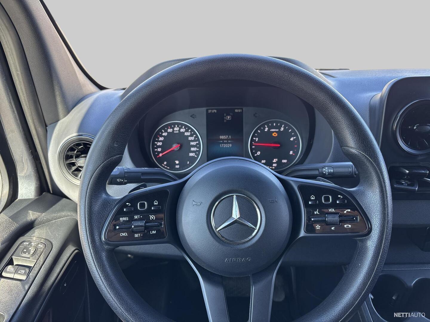 16 / 22