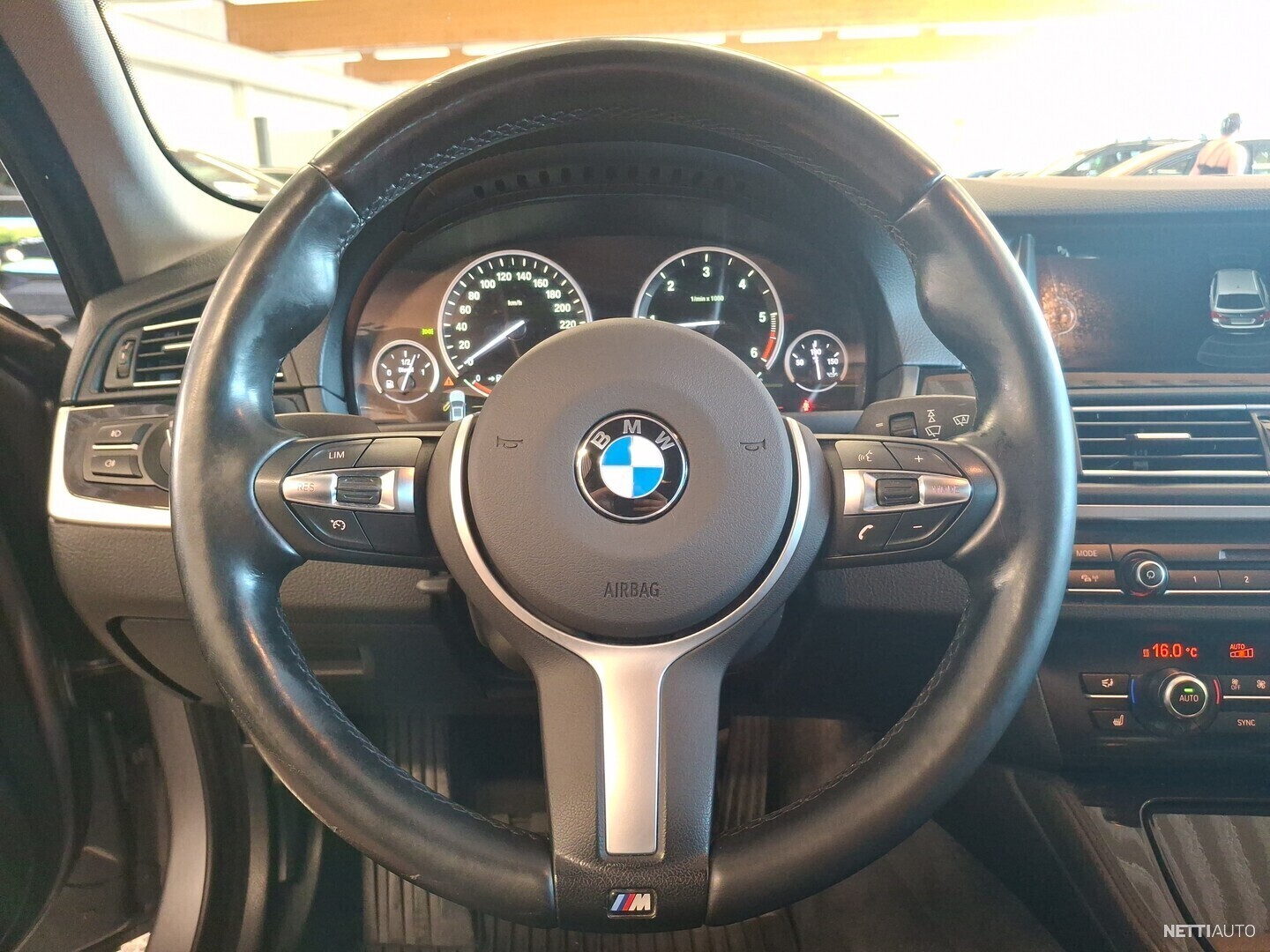 17 / 29