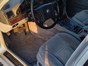 BMW 740