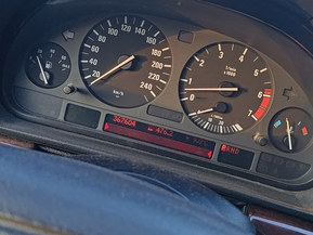 BMW 740
