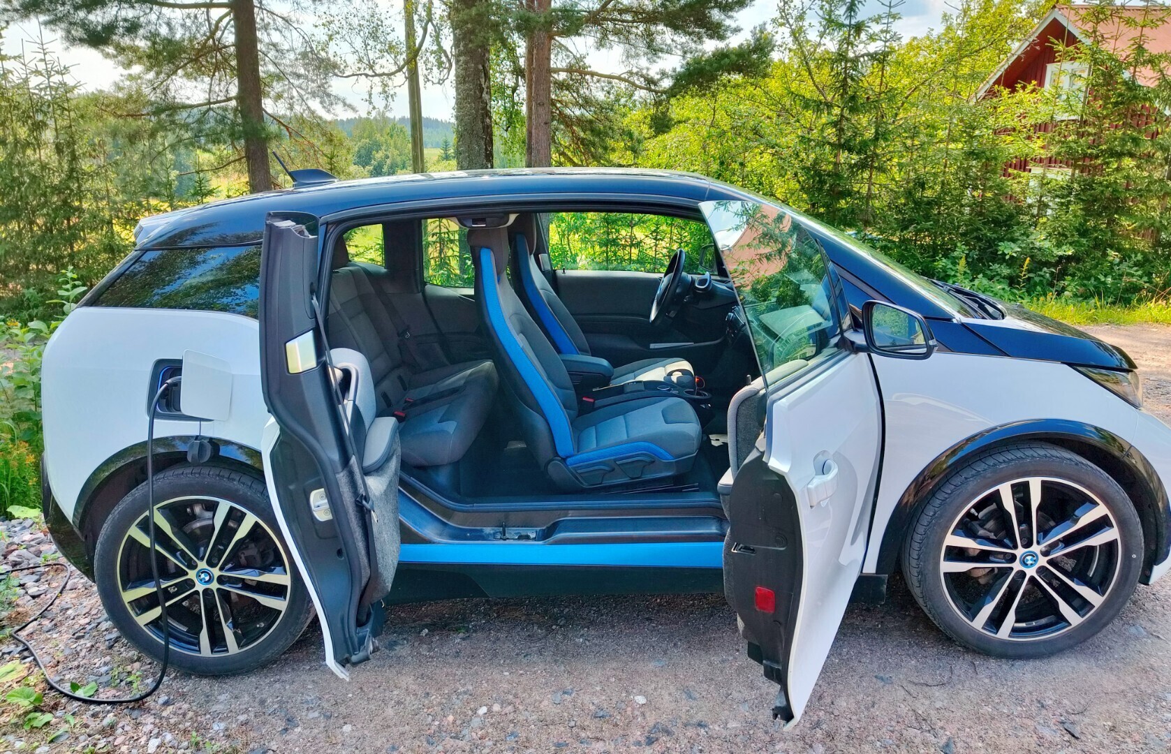BMW i3s S 120 2021, photo 3/17