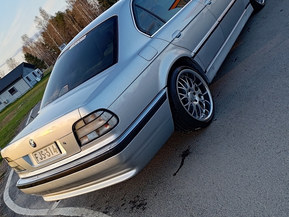 BMW 740