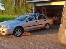 Mitsubishi Carisma