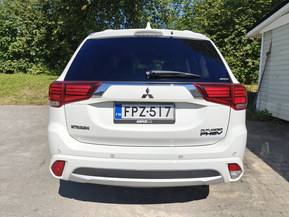 Mitsubishi Outlander PHEV