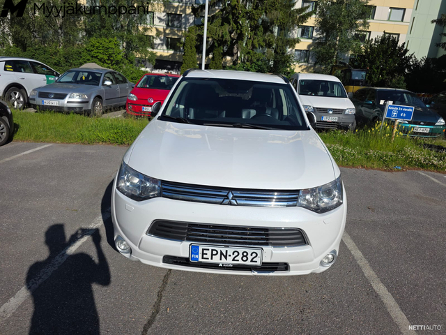 Mitsubishi Outlander PHEV