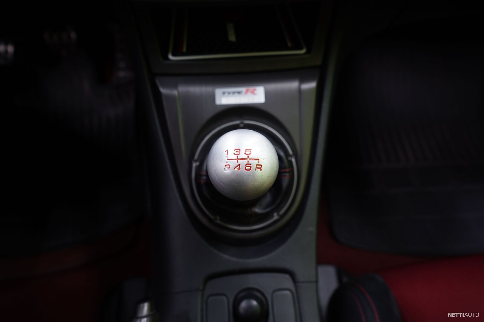 22 / 24