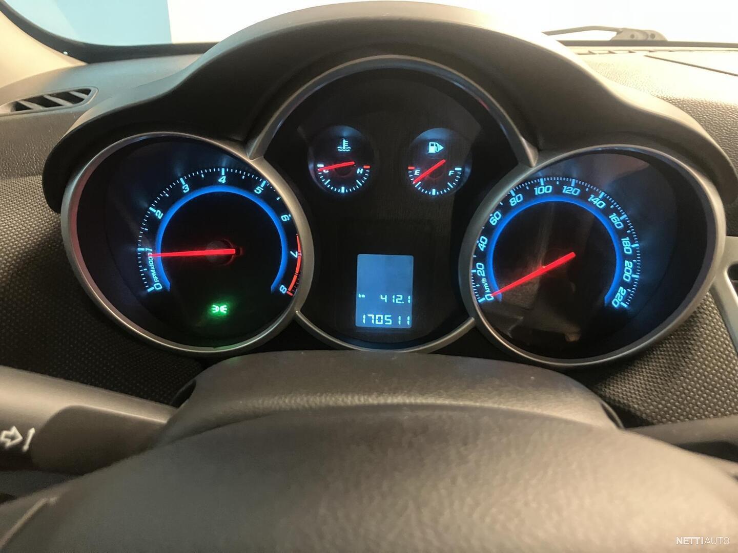 13 / 18
