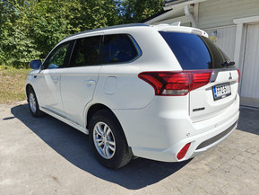 Mitsubishi Outlander PHEV