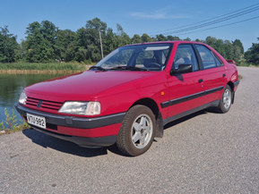 Peugeot 405