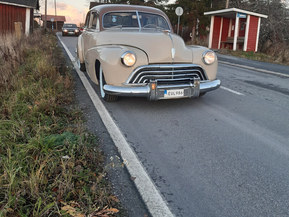 Oldsmobile Custom Cruiser