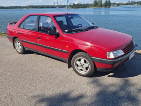 Peugeot 405