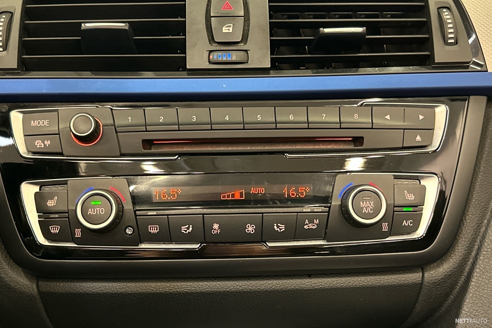 31 / 44