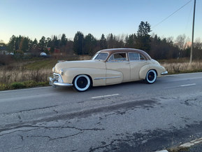 Oldsmobile Custom Cruiser